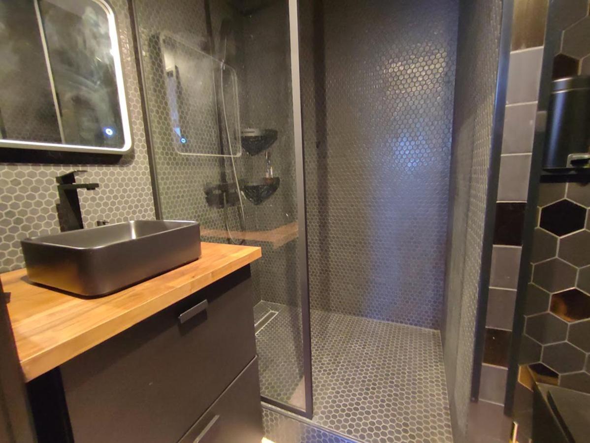 Au Cocon De Joy, T3 Duplex, Wifi, 4 Personnes Apartman Bagnères-de-Luchon Kültér fotó