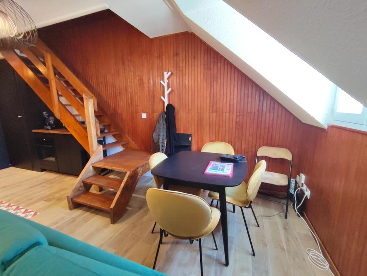 Au Cocon De Joy, T3 Duplex, Wifi, 4 Personnes Apartman Bagnères-de-Luchon Kültér fotó